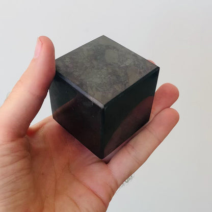 Cube "Purification des Énergies" en Shungite polie