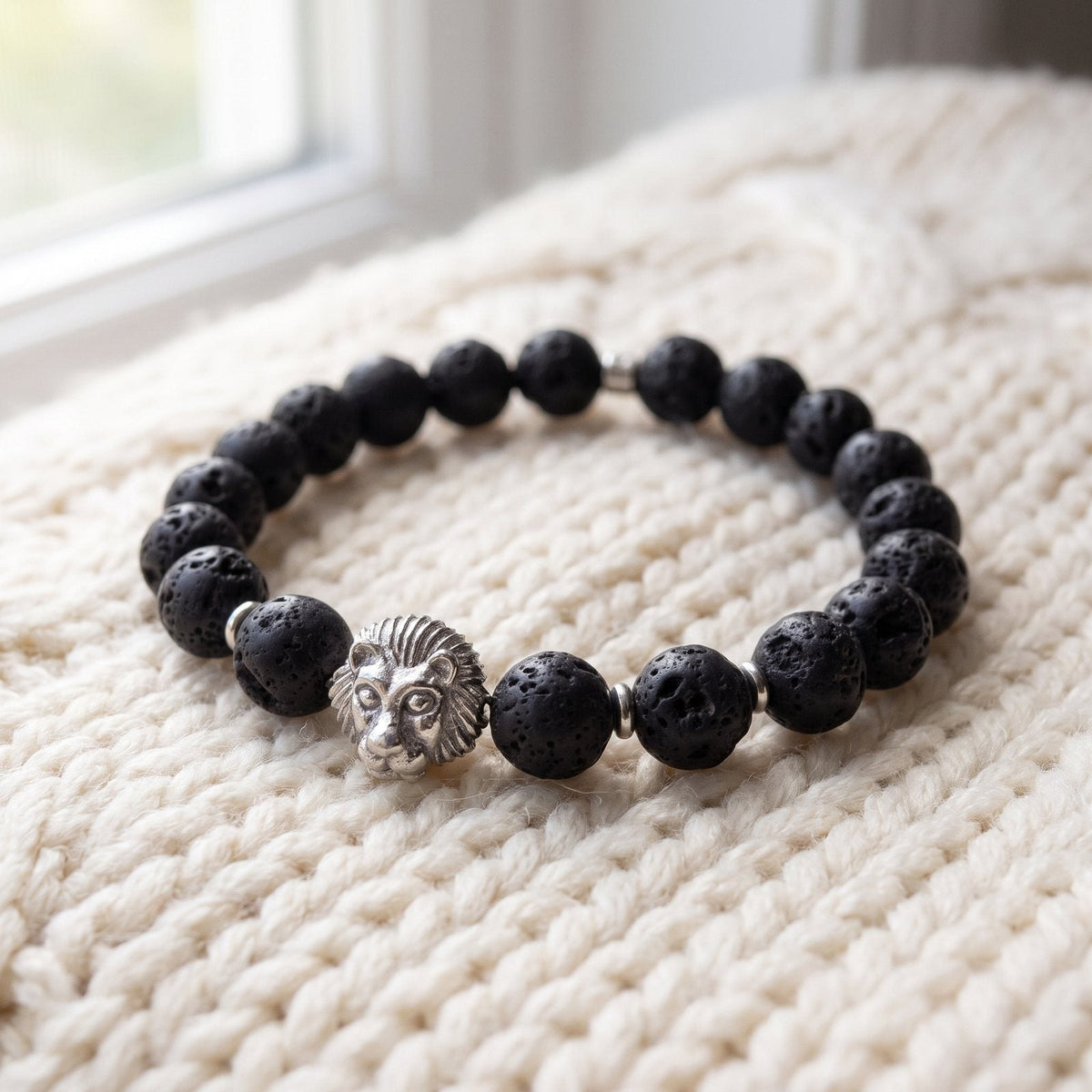 Bracelet en Pierres de Lave "Force & Vigueur du Lion"