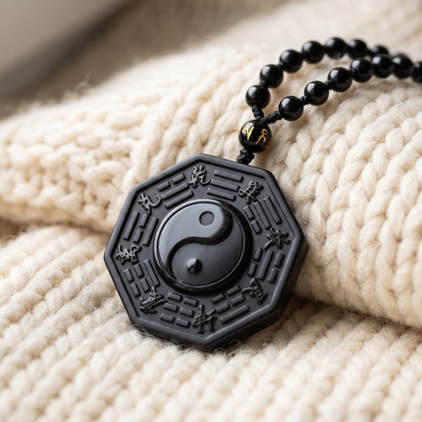 Collier et Pendentif sculpté "Yin & Yang" en Obsidienne Noire
