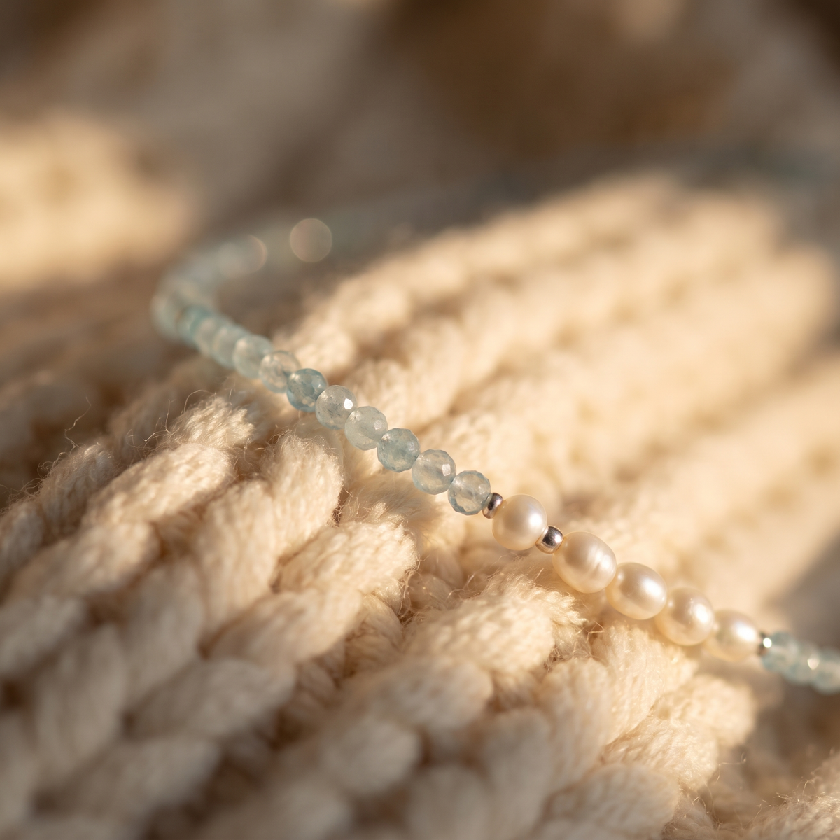 Collier Douceur de la Mer en Aigue-Marine et Perles d'Eau Douce - macro - image 5