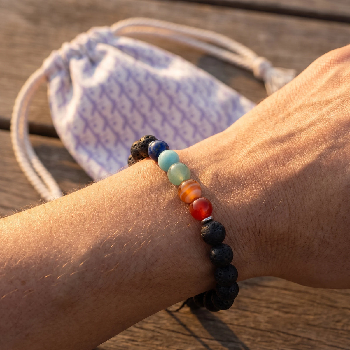 Bracelet en Pierre de Lave "Guérison des 7 chakras" - image 3