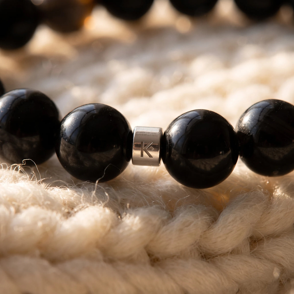 Bracelet en Obsidienne Energie - macro dore - image 5