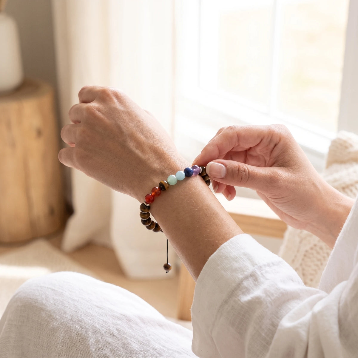 bracelet-enfant-7-chakras-confiance-en-soi-en-oeil-de-tigre