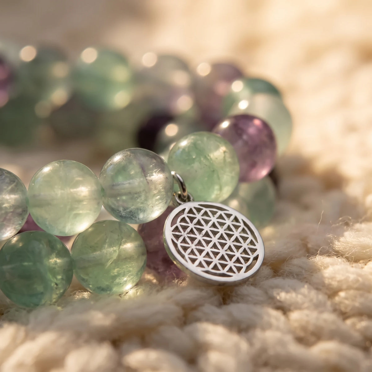 Mala Genie de 108 perles en Fluorite - macro dore - image 5