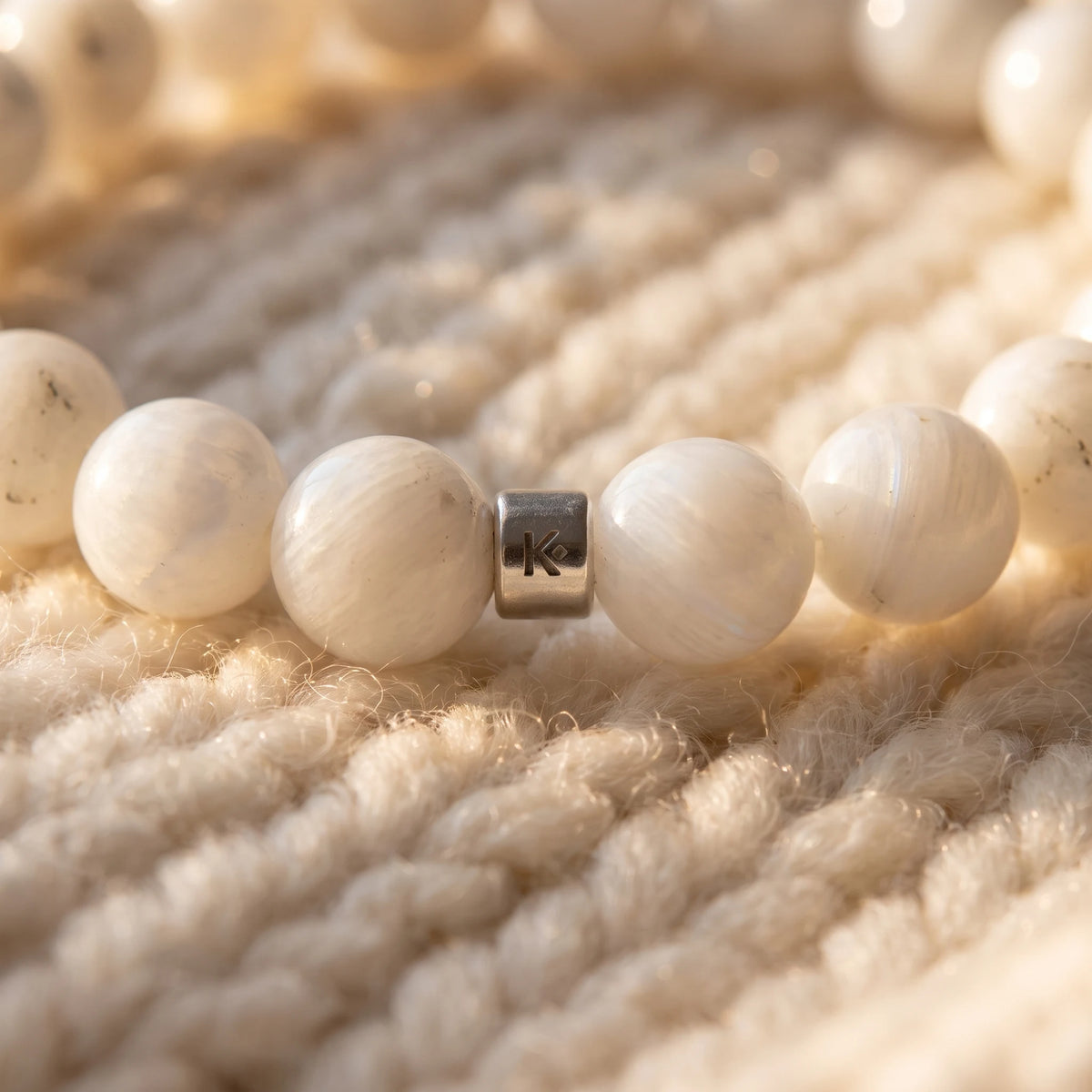 Bracelet en Pierre de Lune Energie - macro dore - image 5