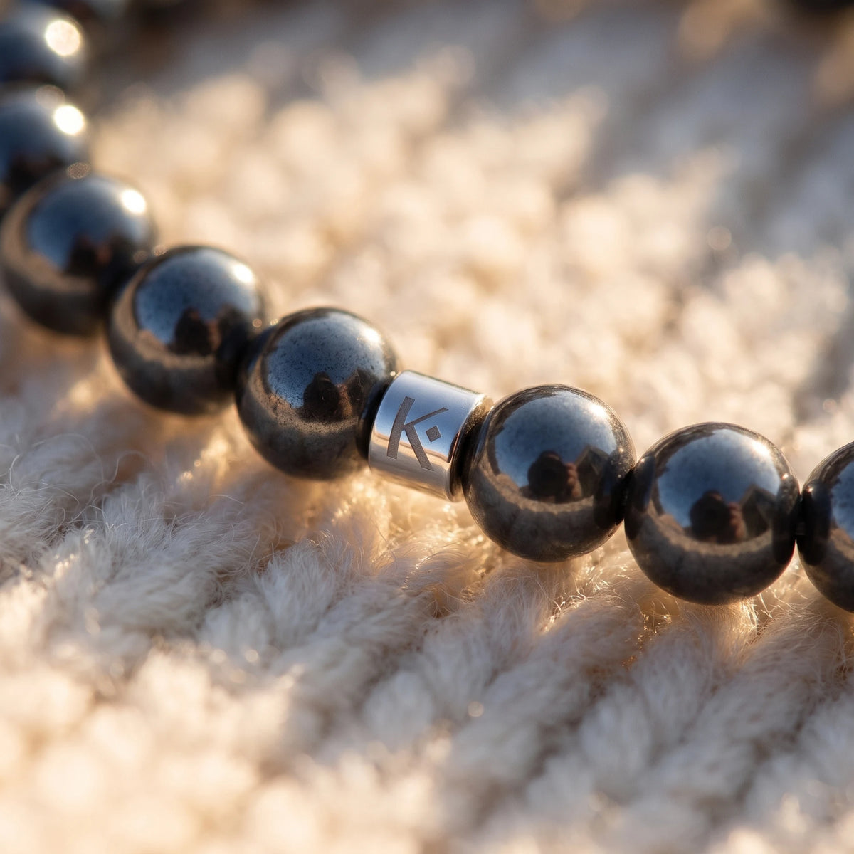 Bracelet en Hematite Energie - macro dore - image 5