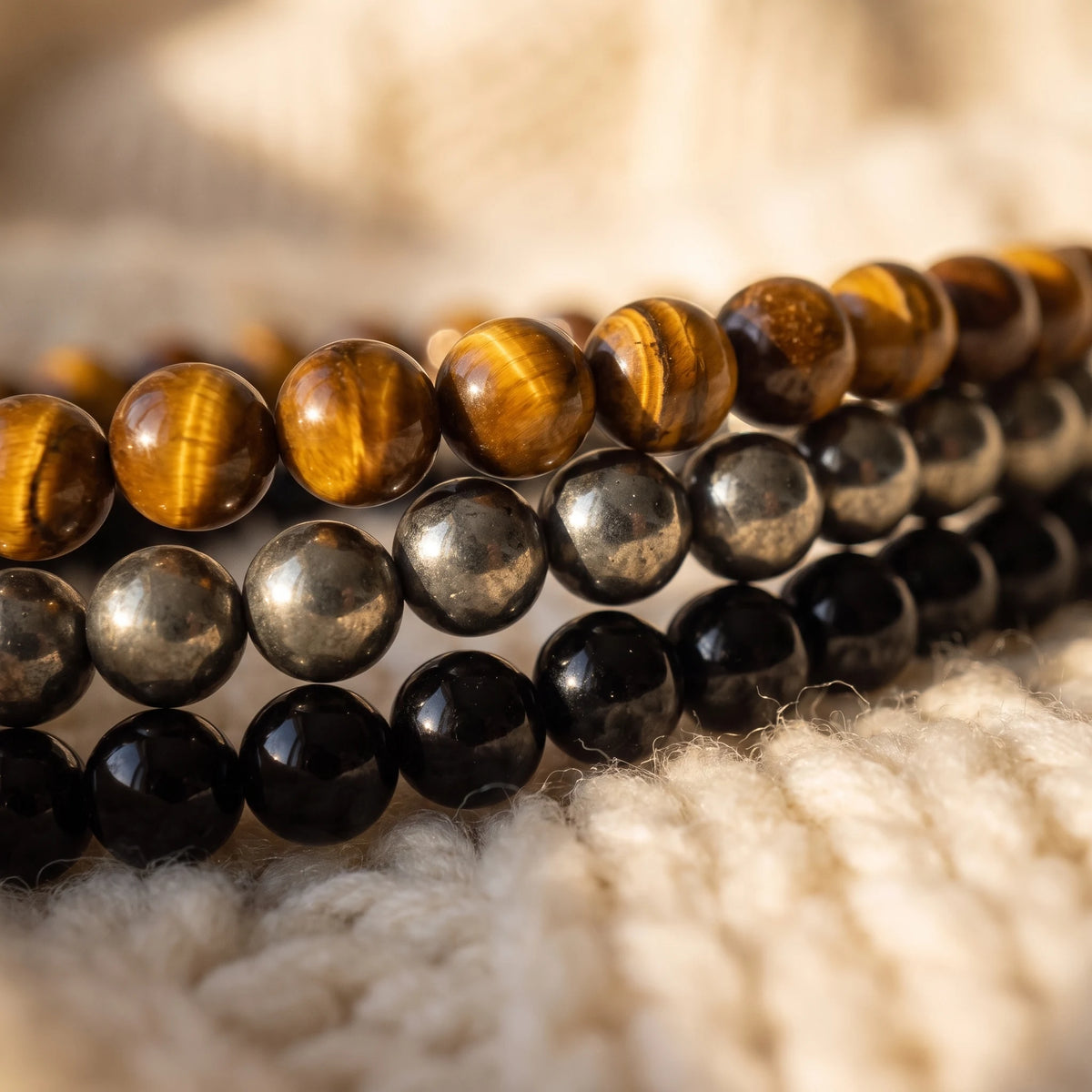 Triple Bracelets Energie Protection - macro dore - image 5