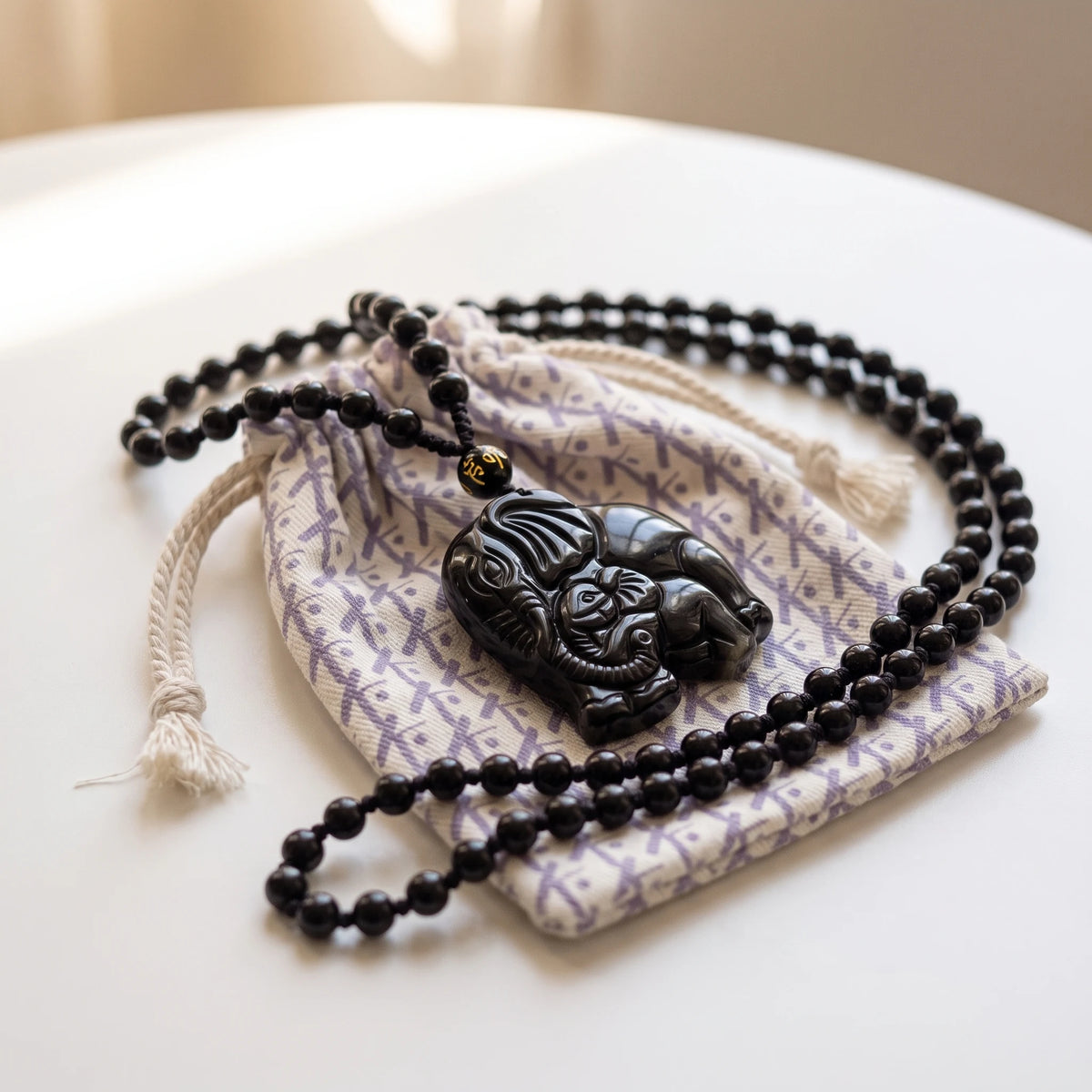 Collier "Éléphant et Protection" en Obsidienne Noire - image 2