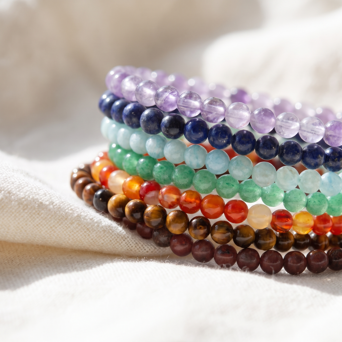 Lot de 7 Mini Bracelets Energie des 7 Chakras - macro perles 4 mm sur lin