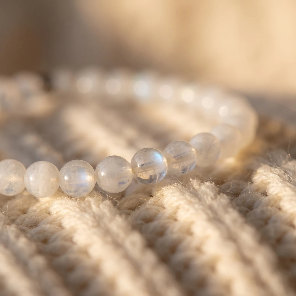 Mini Bracelet en Pierre de Lune Energie - macro dore - image 5