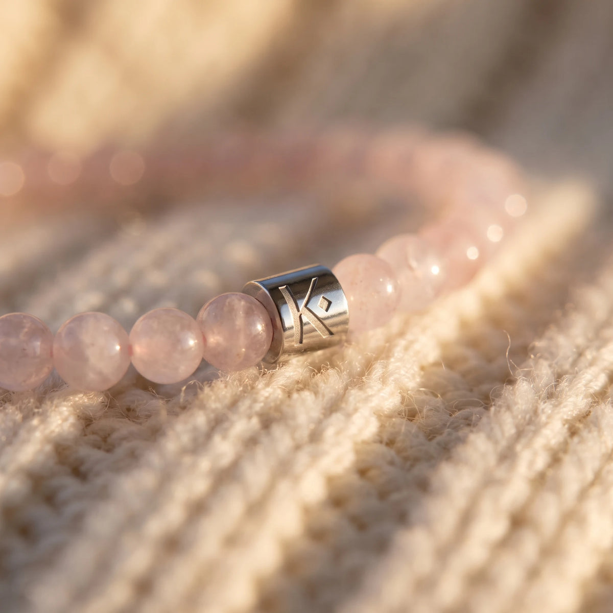 Mini Bracelet en Quartz Rose Energie - macro dore - image 5