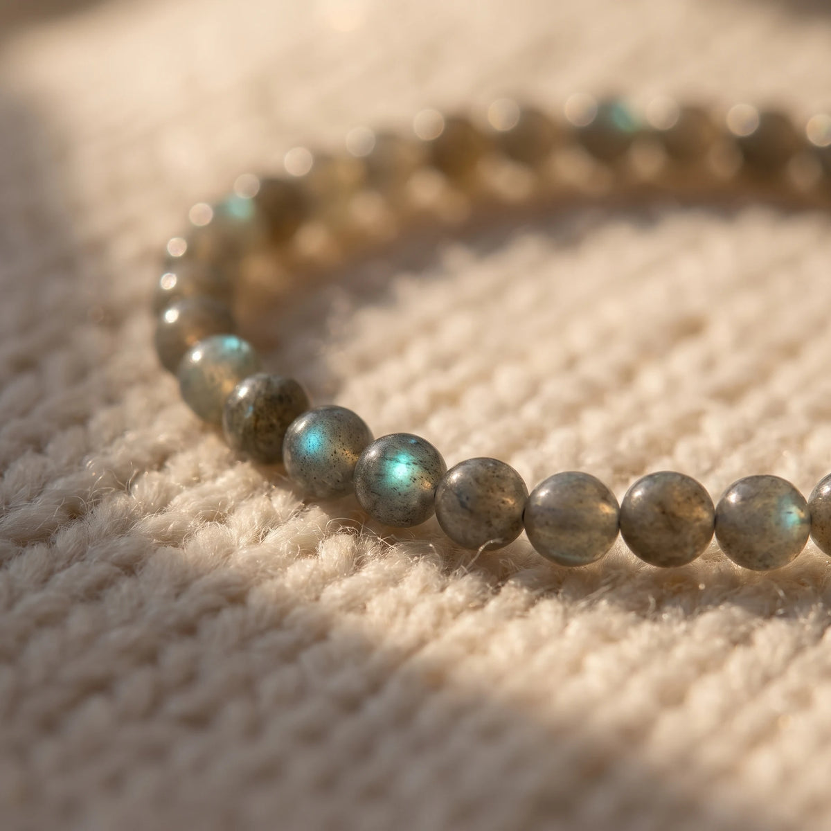 Mini Bracelet en Labradorite Energie - macro dore - image 5