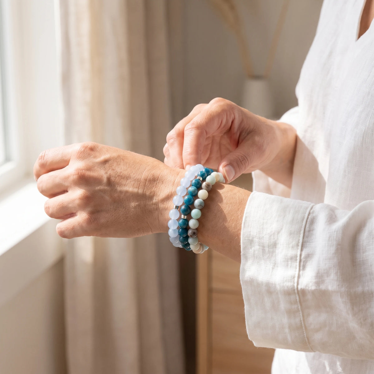 multiple-bracelets-energie-communication